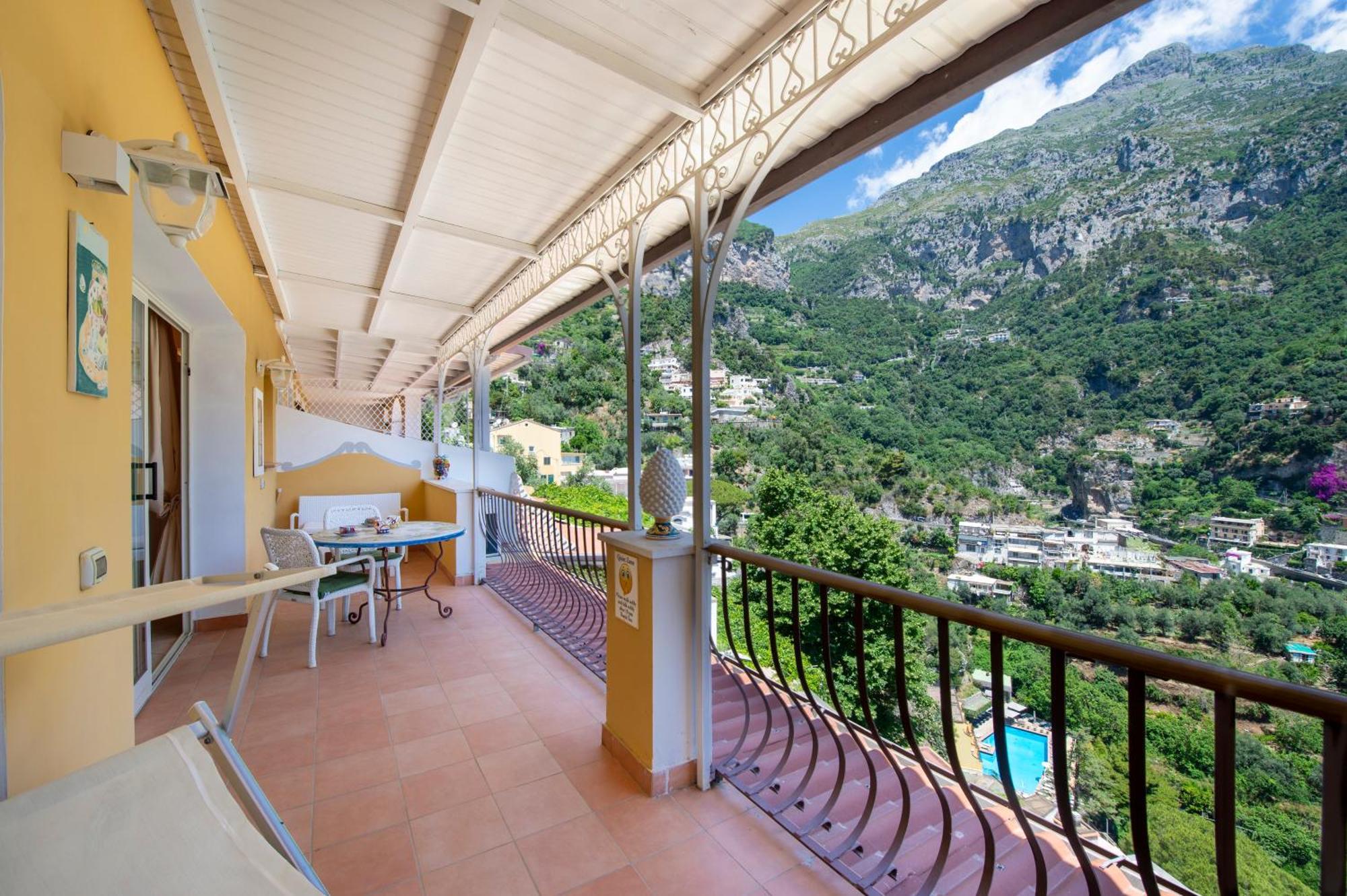 Casa Le Terrazze Daire Positano Dış mekan fotoğraf
